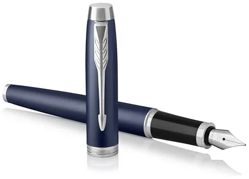 Parker IM pluma estilográfica | azul mate | plumín mediano y recambio de tinta azul | en estuche de regalo